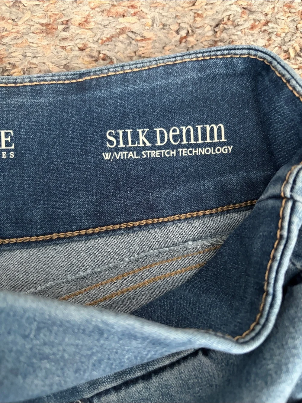 Women's Stretch Denim Shorts in Blue